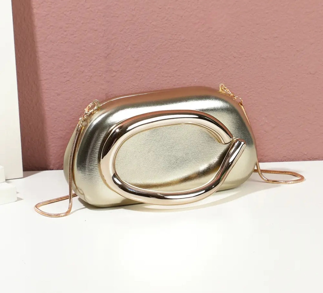 Bolso glam ring dorado